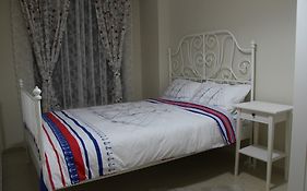 Kinzi House
